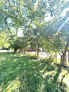 2nd image of 29/303 Woodhaven Dr E