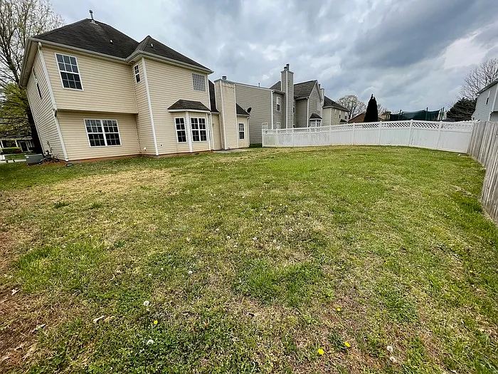 3635 Pauline Ln — Photo 35
