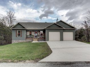 130 Branam Rd, Jacksboro, TN 37757