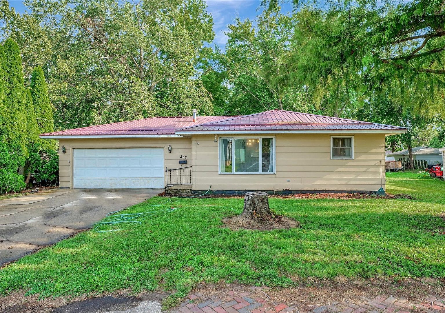 233 W Bodman St, Bement, IL 61813 MLS 11878033 Zillow