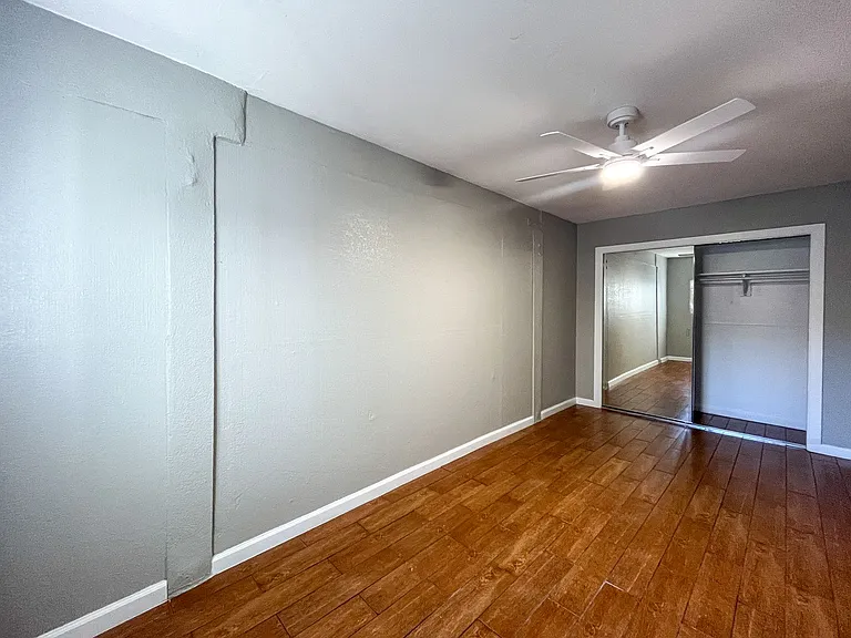 11303 S Lemoli Ave — Photo 29