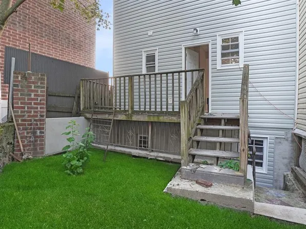 2040 Washington Avenue image 18 of 25