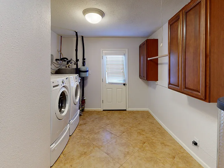 1206 E Redfield Rd #3 — Photo 18