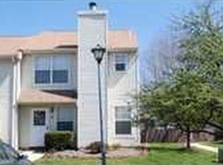 10 Canterbury Cir, Somerset, NJ 08873