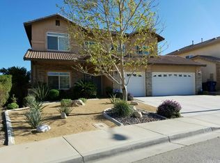 4076 Prestwick Ln, Palmdale, CA 93551