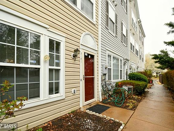 2nd image of 8161 Cockburn Ct #162