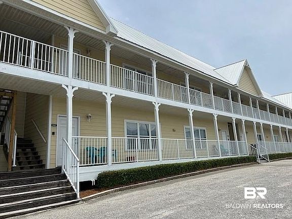 3rd image of 1485 W Lagoon Ave #202
