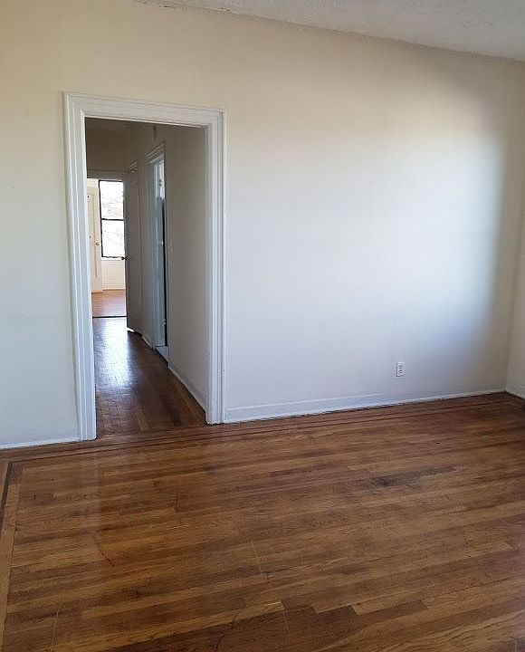 2nd image of 3512 99th St
