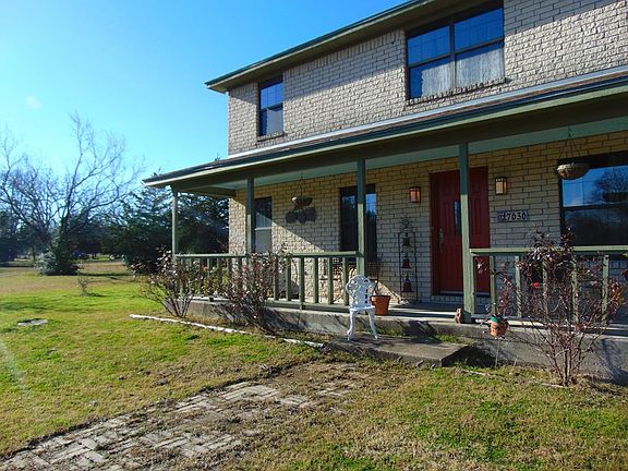 2nd image of 7636 Pin Oak Ln
