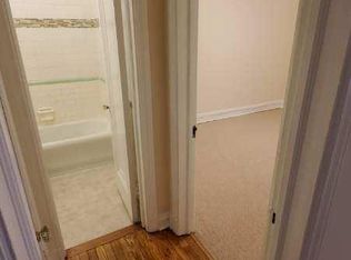 317 S Oak Park Ave #103, Oak Park, IL 60302