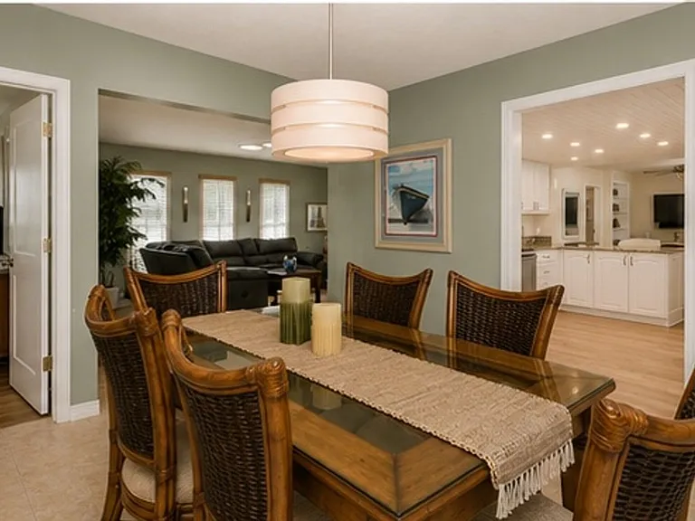 2876 Captiva Dr — Photo 9