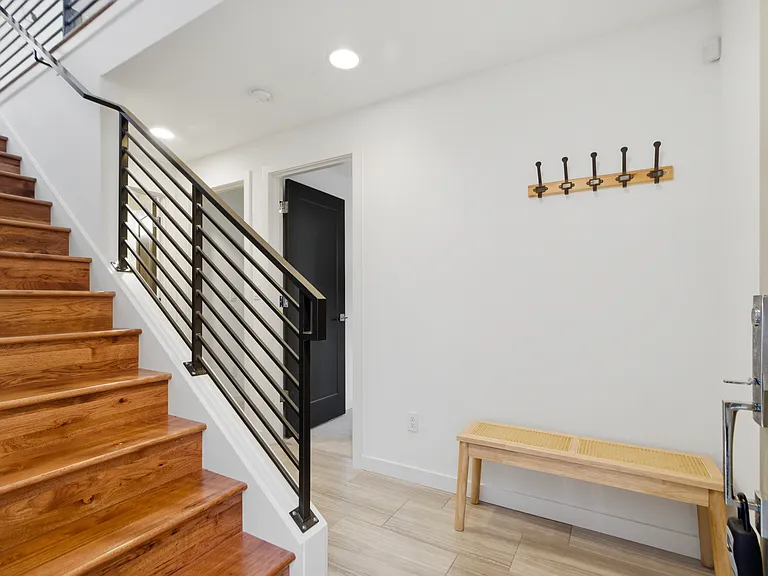 4106B Linden Ave N #B — Photo 11