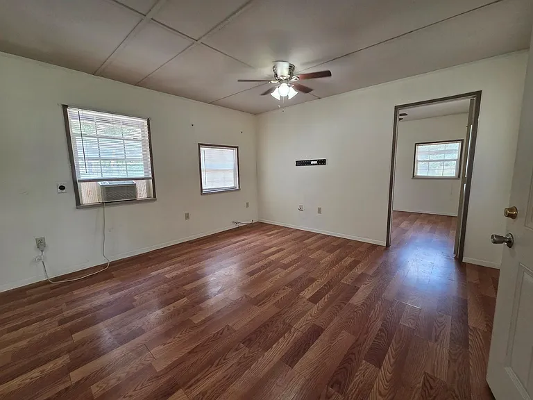 22884 Oakmont Dr — Photo 10