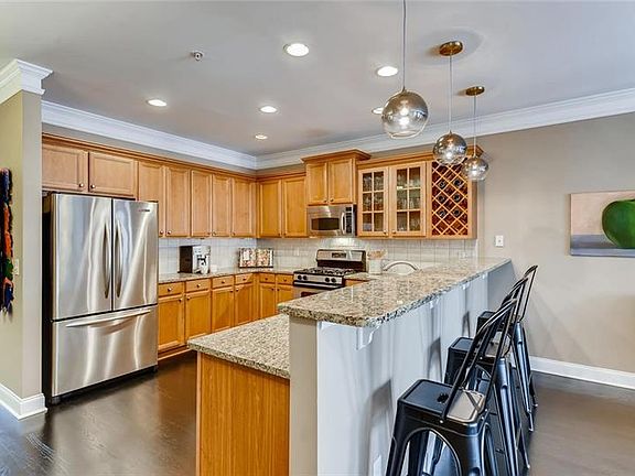 5th image of 3109 Nichols St SE