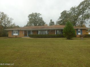 1109 Old Brookhaven Rd, Summit, MS 39666