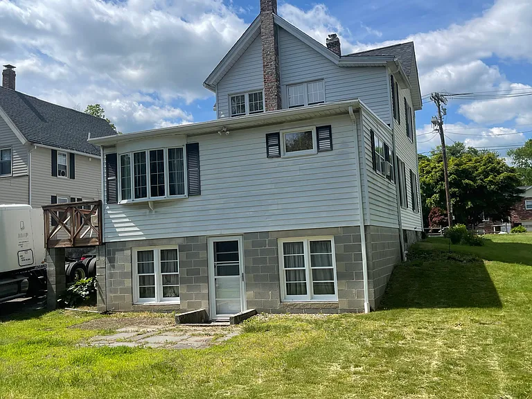 412 Pearl Lake Rd #1 — Photo 2