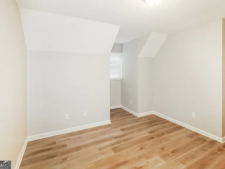 3138 Calumet Cir NW — Photo 13
