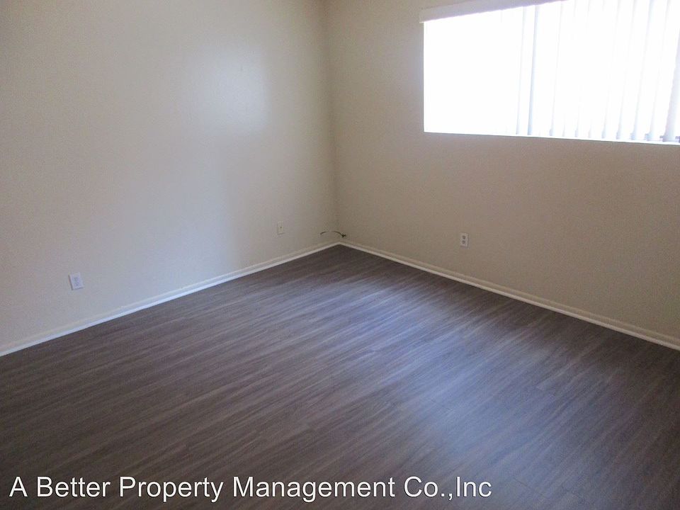2nd image of 1024 Cedar Ave APT 2
