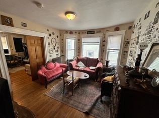 142 W Adams St #2, Somerville, MA 02144