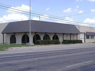 106 E Broadway St, Eden, TX 76837