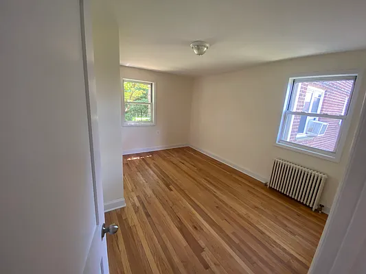 Rented by Contact Realty | media 23