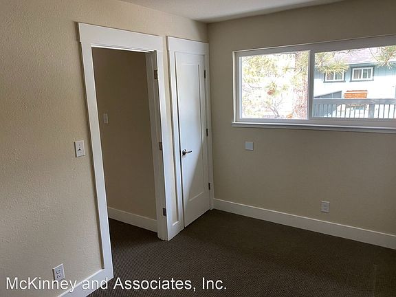 5th image of 949 Sunset Dr #949