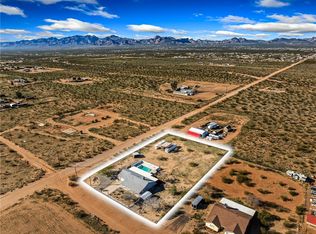 495 S Lochiel Rd, Golden Valley, AZ 86413