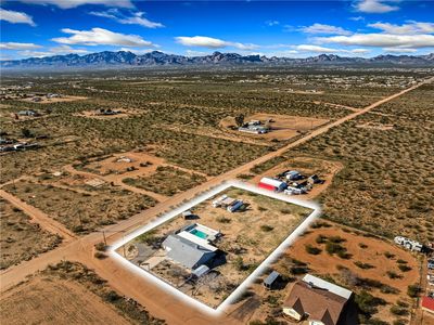 495 S Lochiel Rd, Golden Valley, AZ, 86413