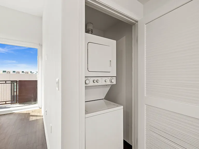 Legacy Apartments — Photo 15
