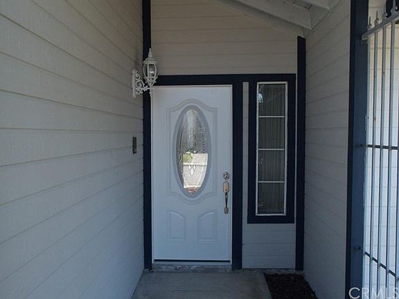 2nd image of 16830 Mayflower Cir