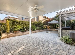 4867 Tremezzo Dr, Cypress, CA 90630