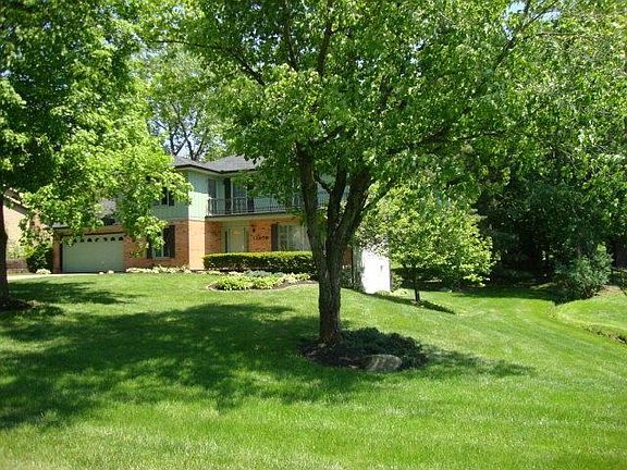3rd image of 13858 Stonehenge Cir NW