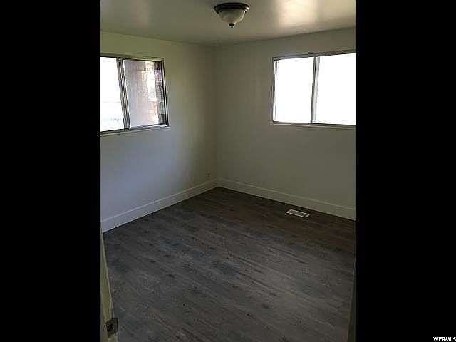 1st image of 1249 E Sierra Way