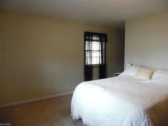 Large Master Bedroom Suite.