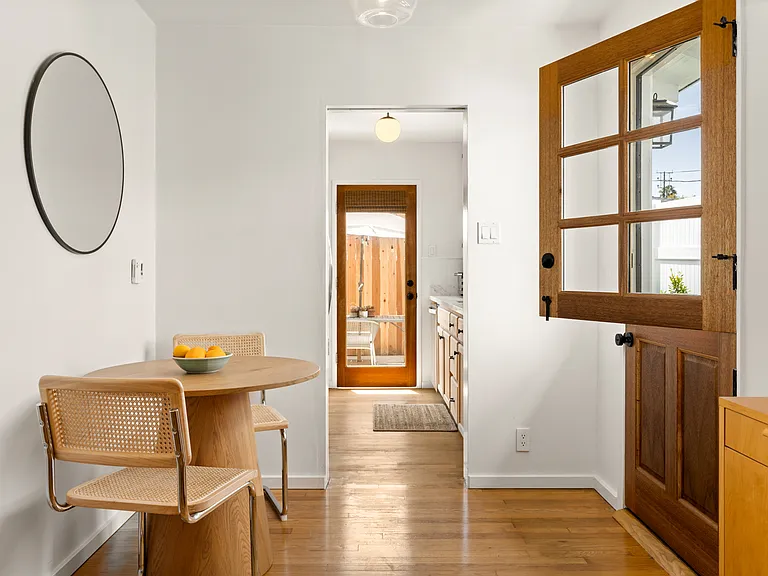 8327 Wiley Post Ave — Photo 11