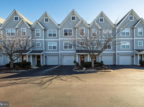 57 Canal Landing Ct, Rehoboth Beach, DE 19971