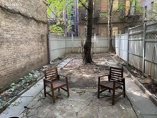 Rented by Sotheby's International Realty | media 12