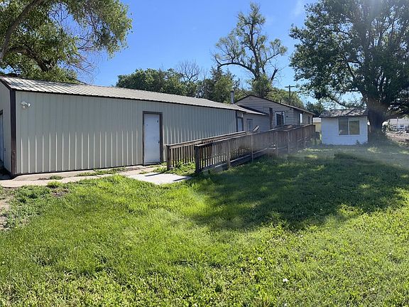 4th image of 206 Crook Ave
