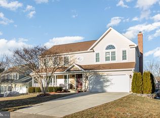 13182 Lazy Glen Ln, Herndon, VA 20171
