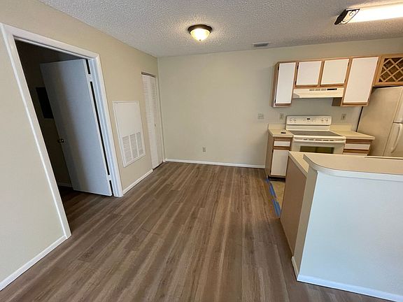 5th image of 711 Sugar Bay Way Unit 113