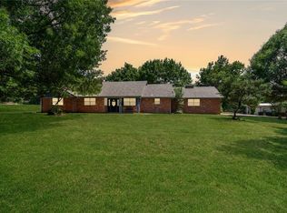 1104 W Rose Rd, Marlow, OK 73055