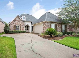 11025 N Shoreline Ave, Baton Rouge, LA 70809