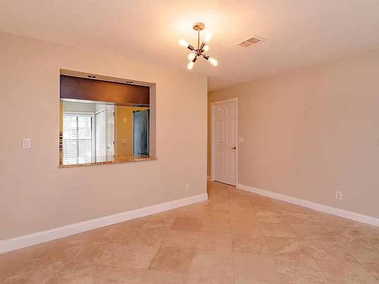 5303 Indian Creek Dr #D — Photo 9