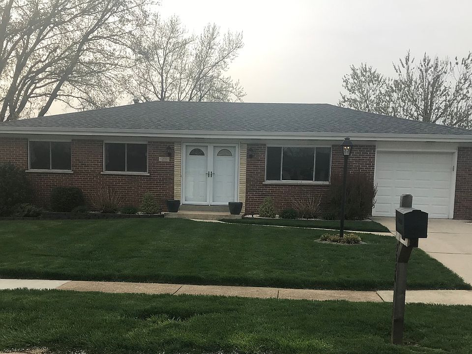 1st image of 5230 Camelot Estates Dr