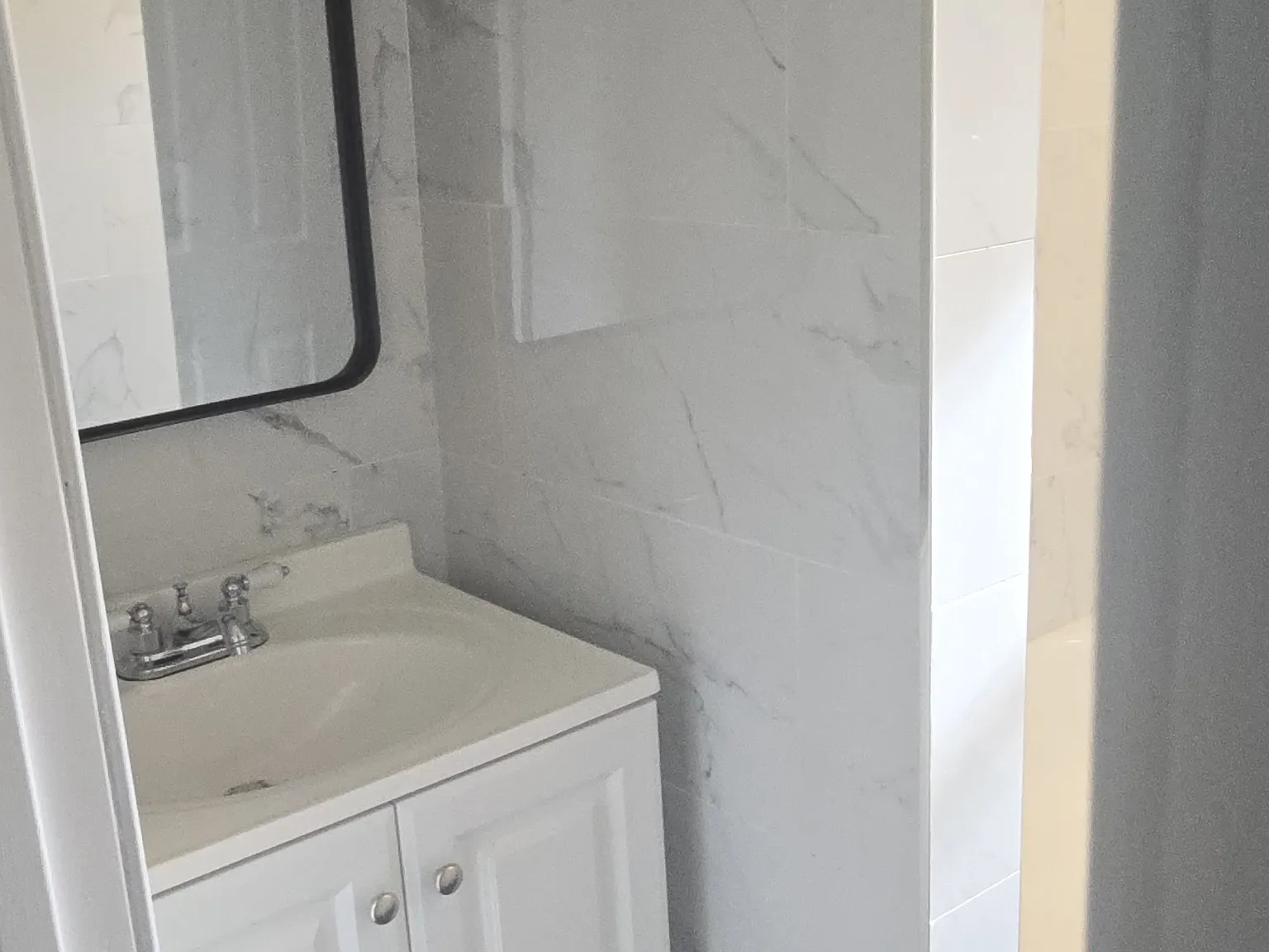 1 bed, 550 sqft, $1,900 — Photo 2