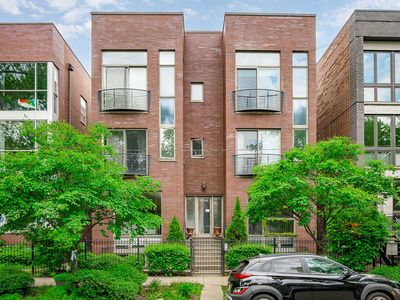 2433 W Haddon Ave APT 1E, Chicago, IL, 60622