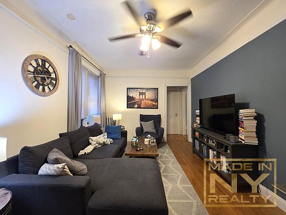 3rd image of 3507 32nd St APT B6