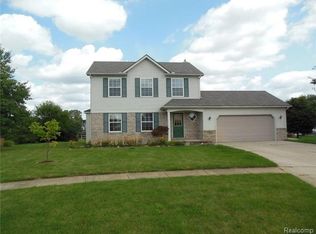 10135 Honeycomb Ct, Pinckney, MI