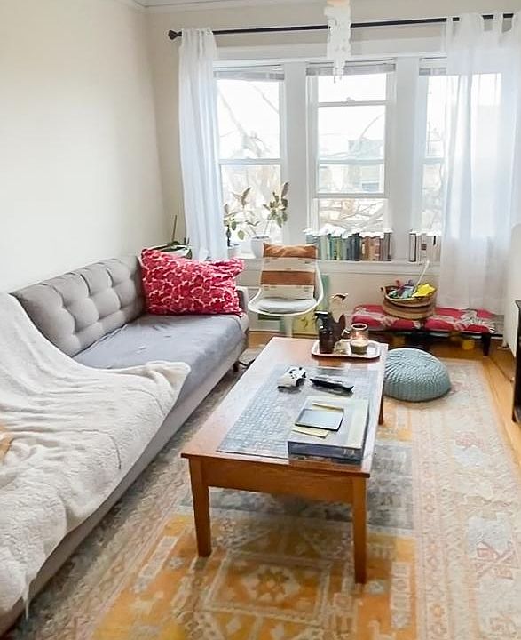 1st image of 4859 N Paulina St APT 3B