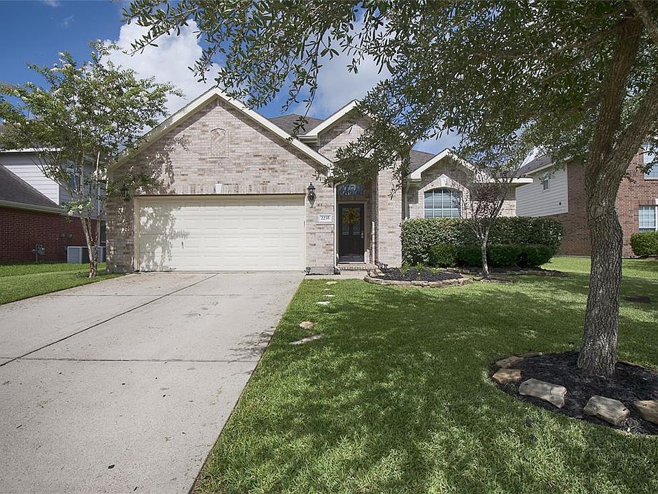 1st image of 2235 Waxwing Dr
